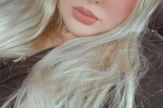 Deposits required for new clients! check out my X (goddesssaviona)🥰 - Image 1